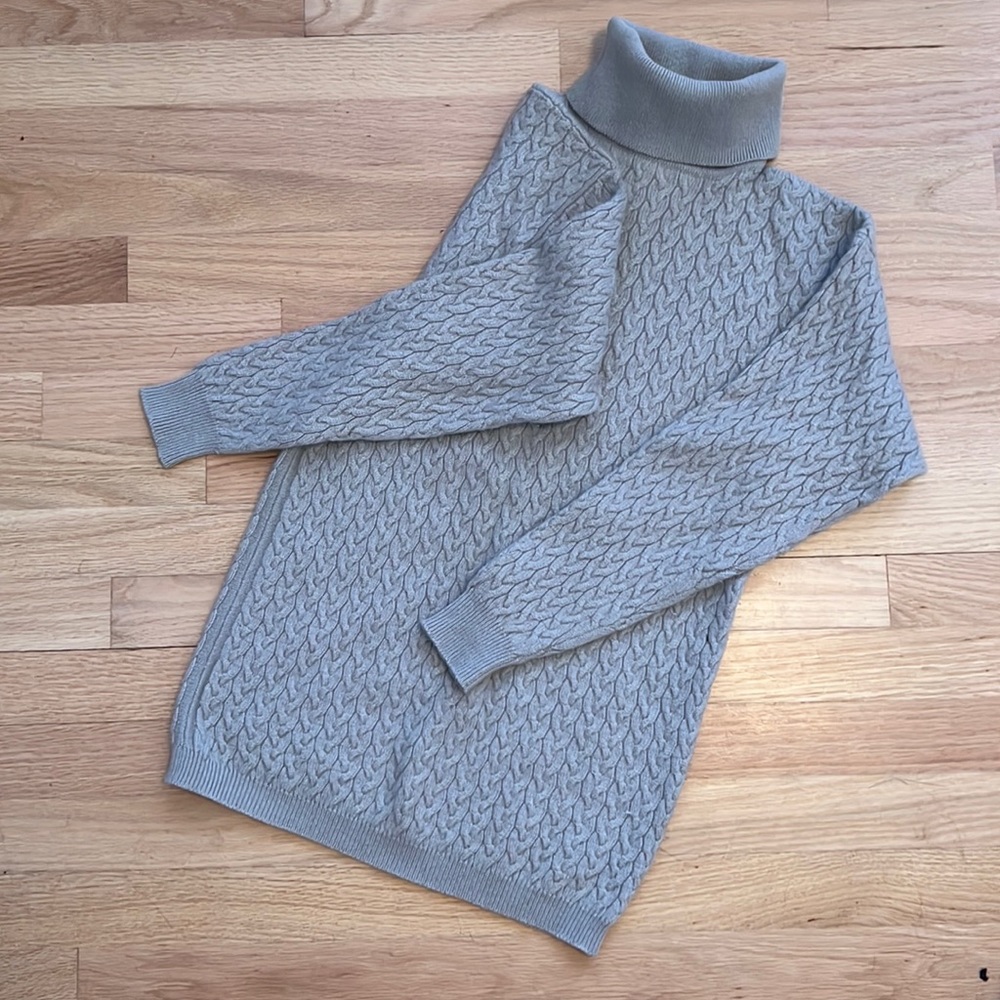 Cashmere sweater
